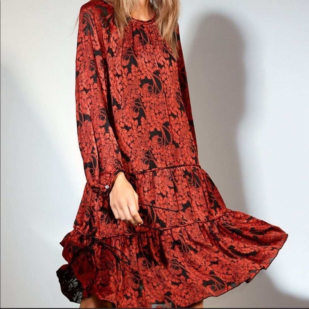 Aritzia Wilfred Le Fou ‘Lea’ Dress Crimson | Black size XS